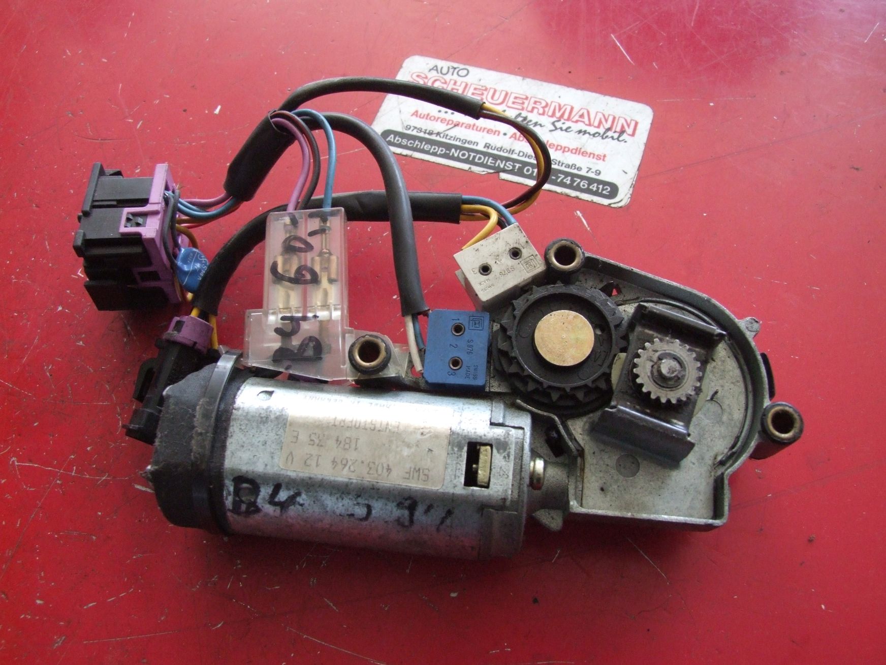 Schiebedachmotor aus Audi Audi 80 B4 Webasto / 895877795F (gebraucht)