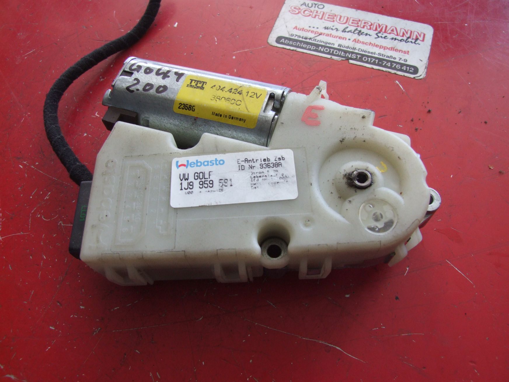 Schiebedachmotor aus VW Golf 4 ITT 404424 / 4B0955591 (gebraucht)