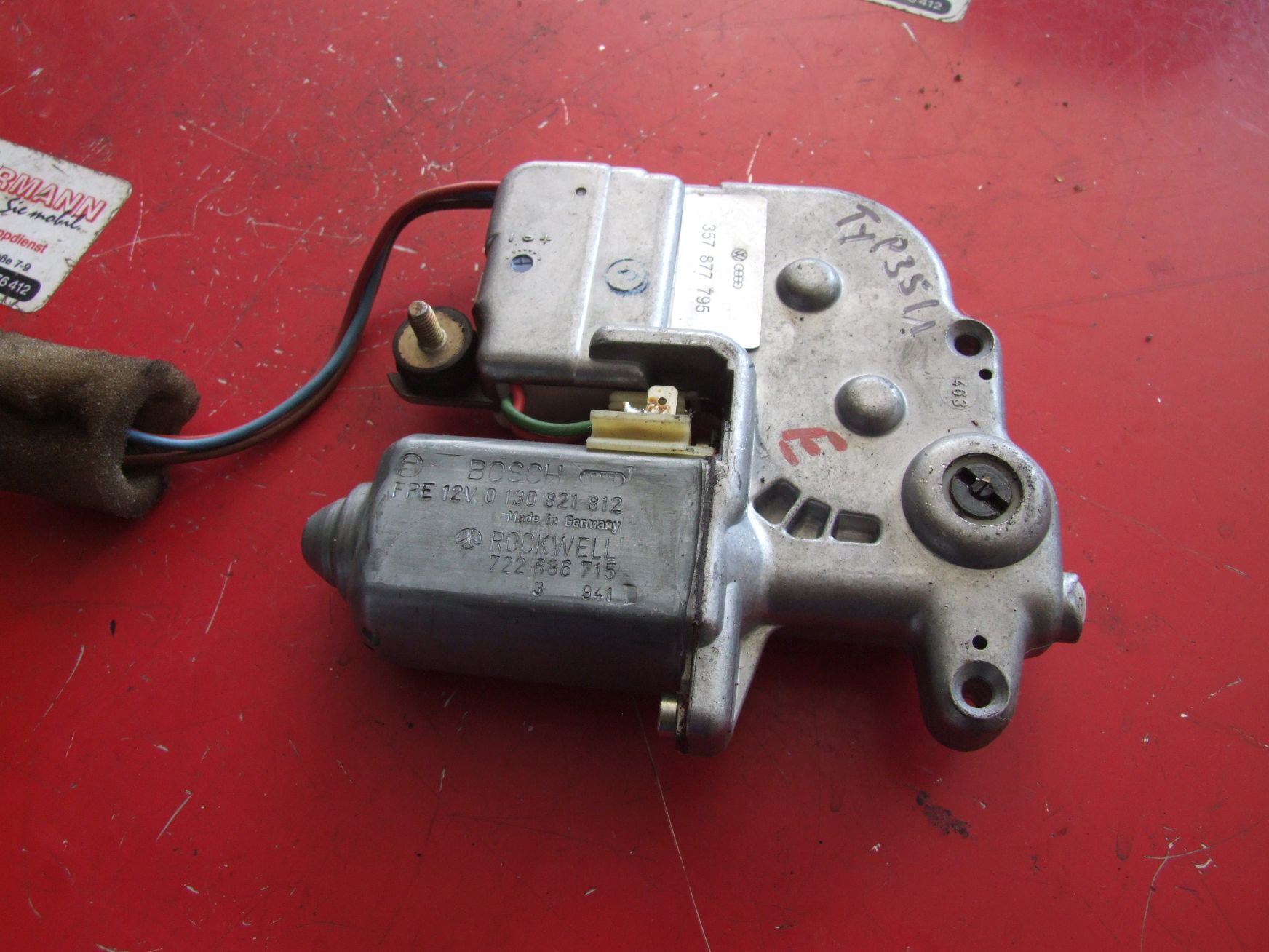 Schiebedachmotor aus VW Passat Typ35 Bosch 0130821812 / 357877795 (gebraucht)