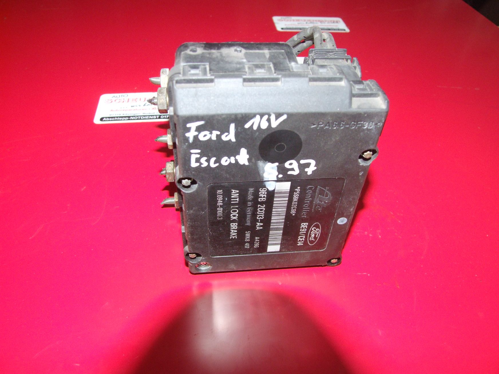 ABS Block aus Ford Escort 6 97FB2M110AA / 96FB2C013AA (gebraucht)