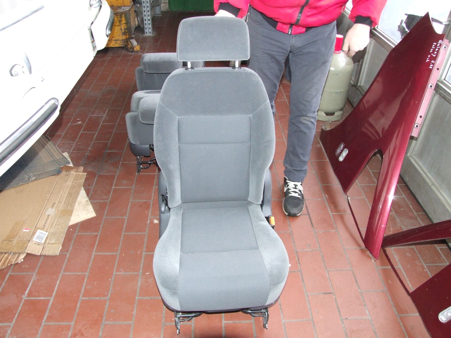 Sitz aus Ford Galaxy Ford / 7M5883018 (gebraucht)