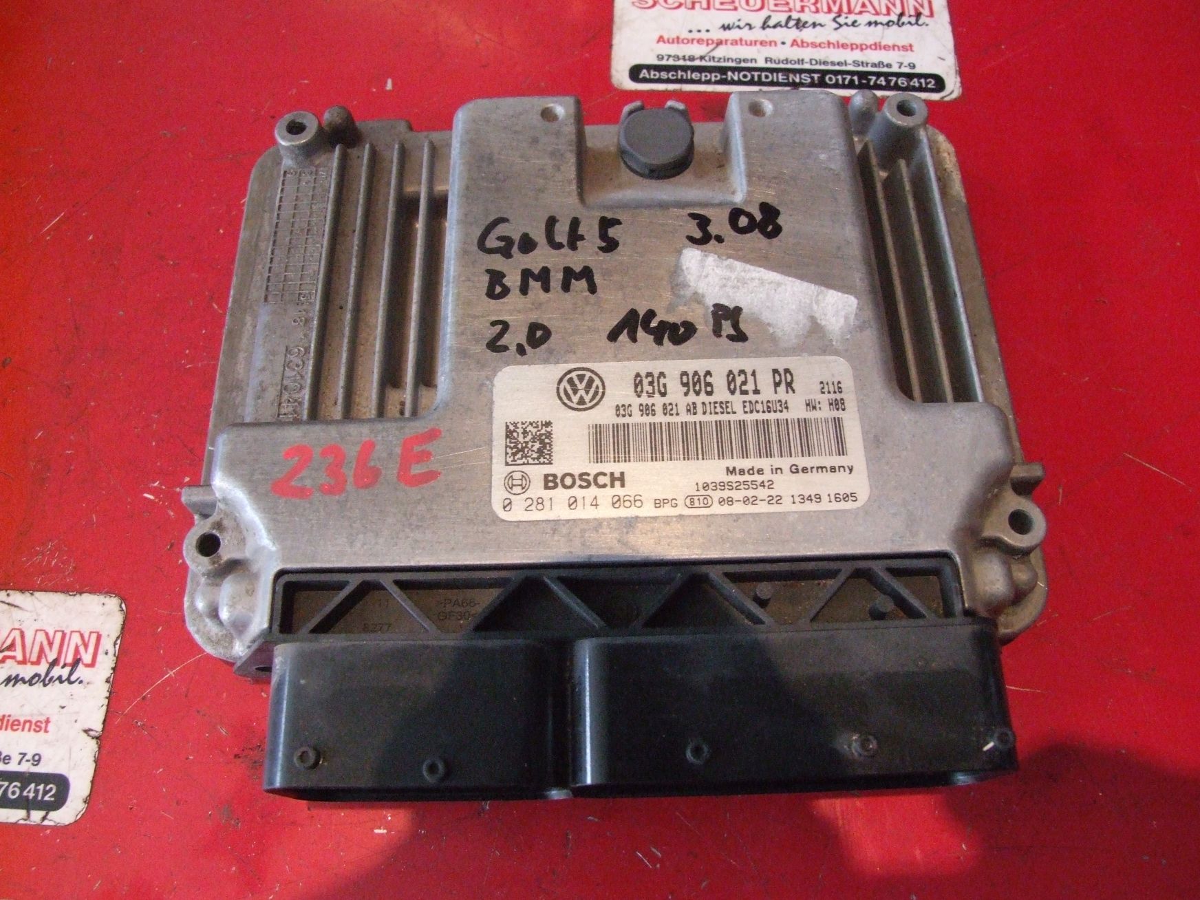 Steuergerät aus VW Golf 5 Bosch 0281014066 / 03G906021PR (gebraucht)