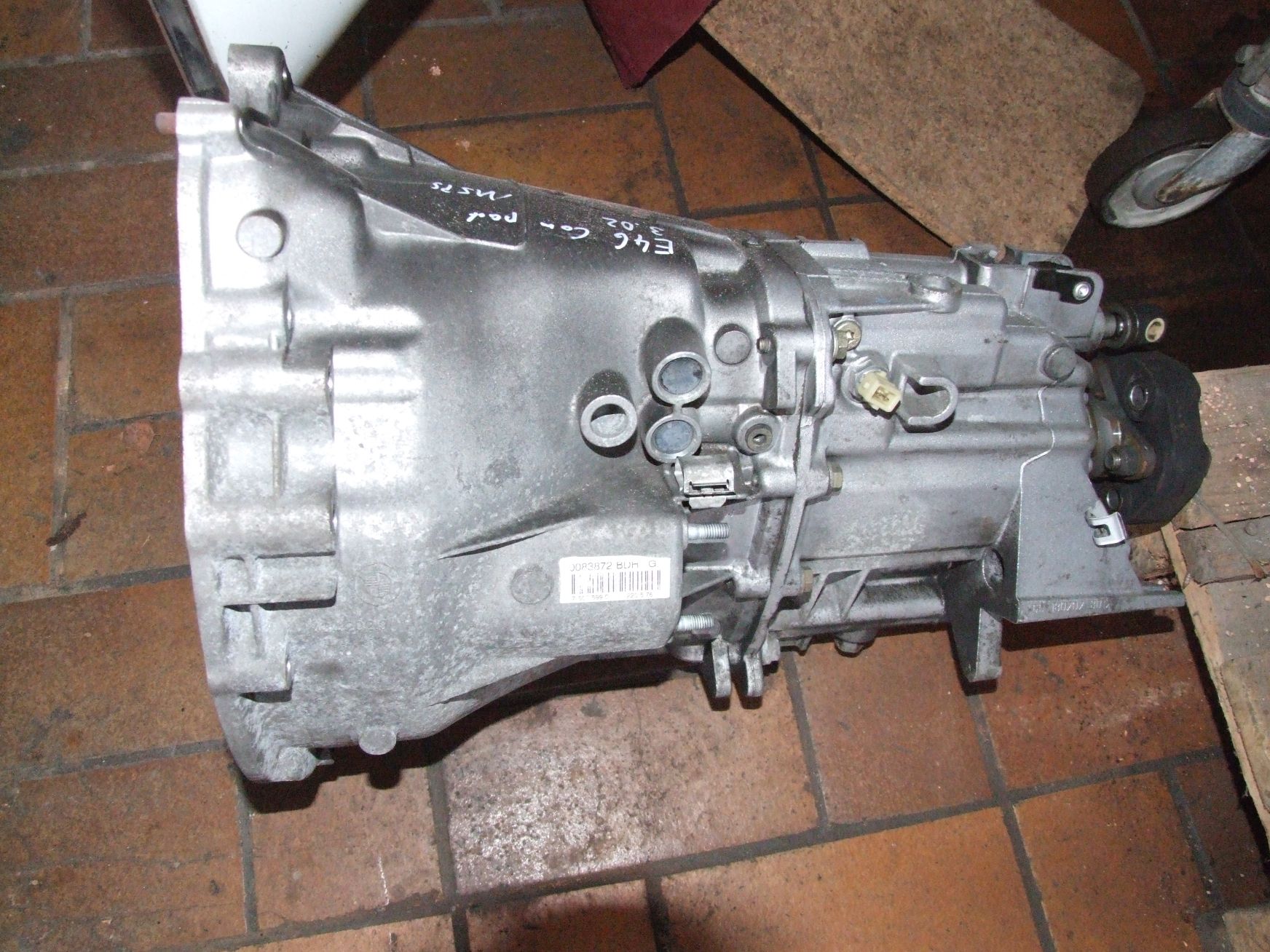 Getriebe aus BMW E46 Compact Code BDH Getrag 2200066490 (gebraucht)