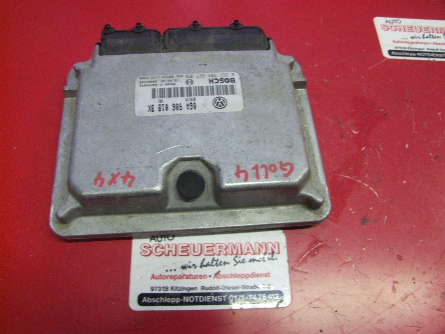 Steuergerät aus VW Golf 4 4Motion Bosch 0261204927 / 06A906018BK (gebraucht)