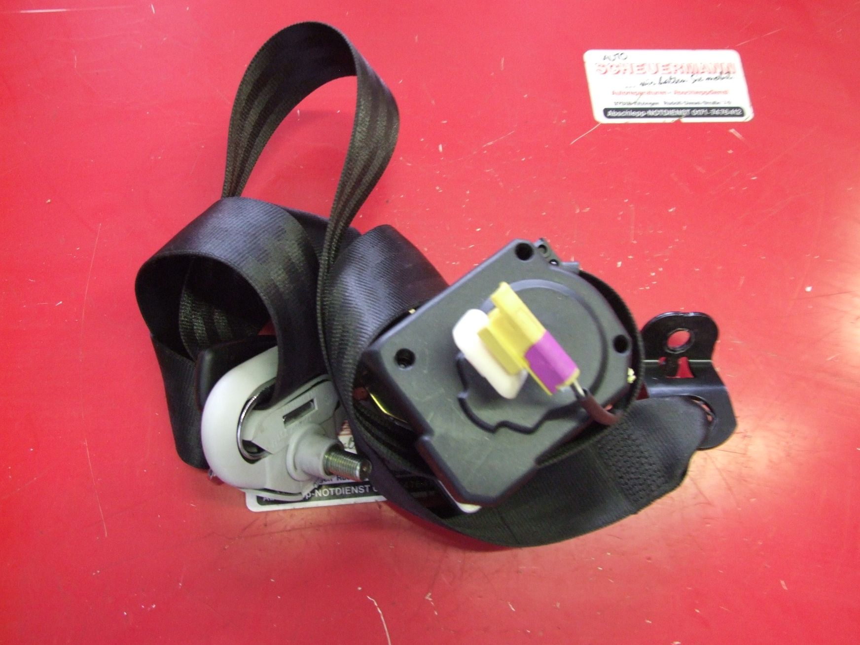 Sicherheitsgurt aus VW Golf 4 TRW / 1J4857706J (gebraucht)