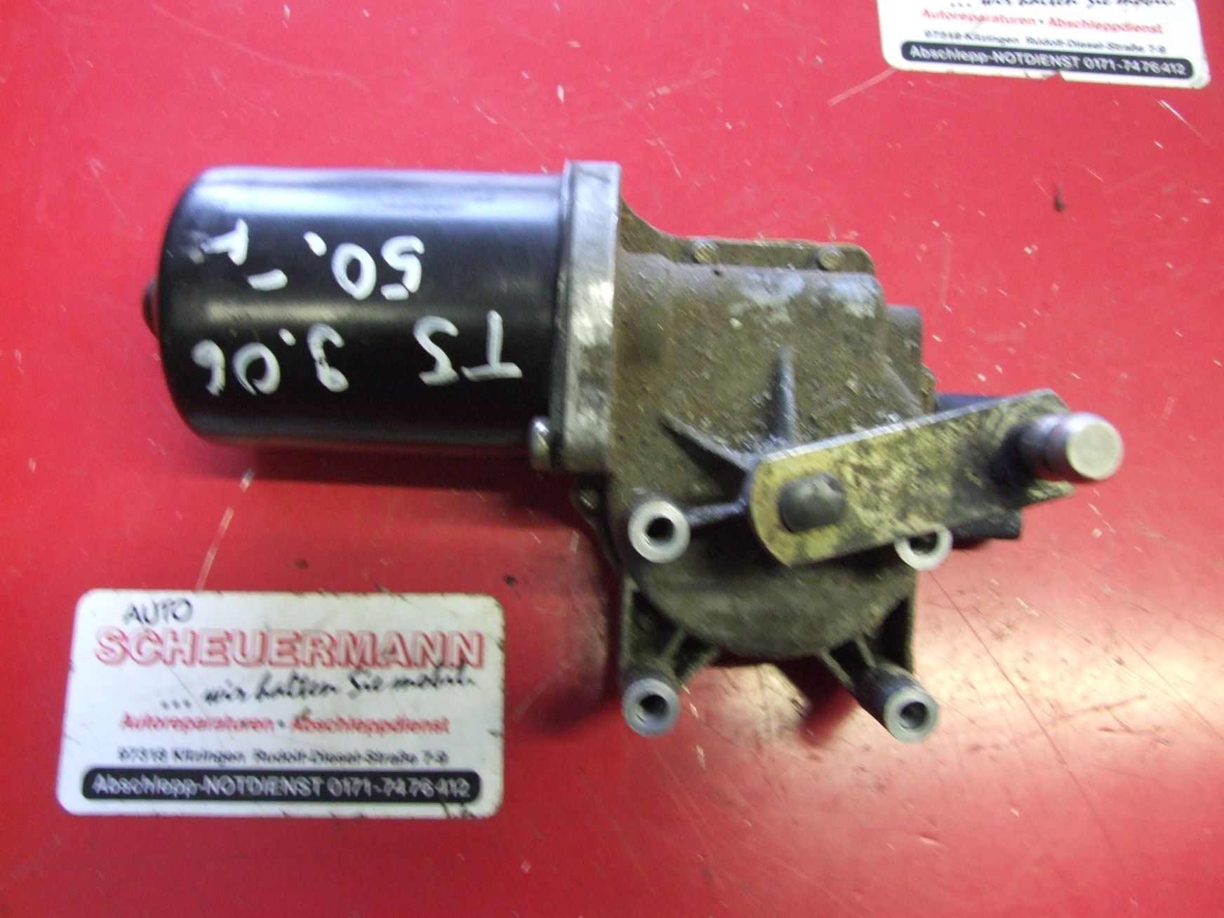 Wischermotor aus VW T5 / 7E1955113 (gebraucht)