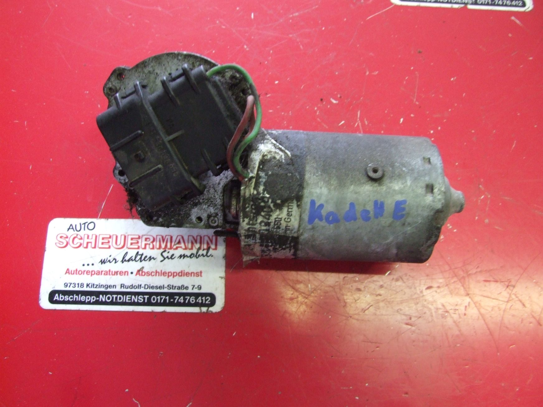 Wischermotor aus Opel Kadett E Delco / 22084024 (gebraucht)