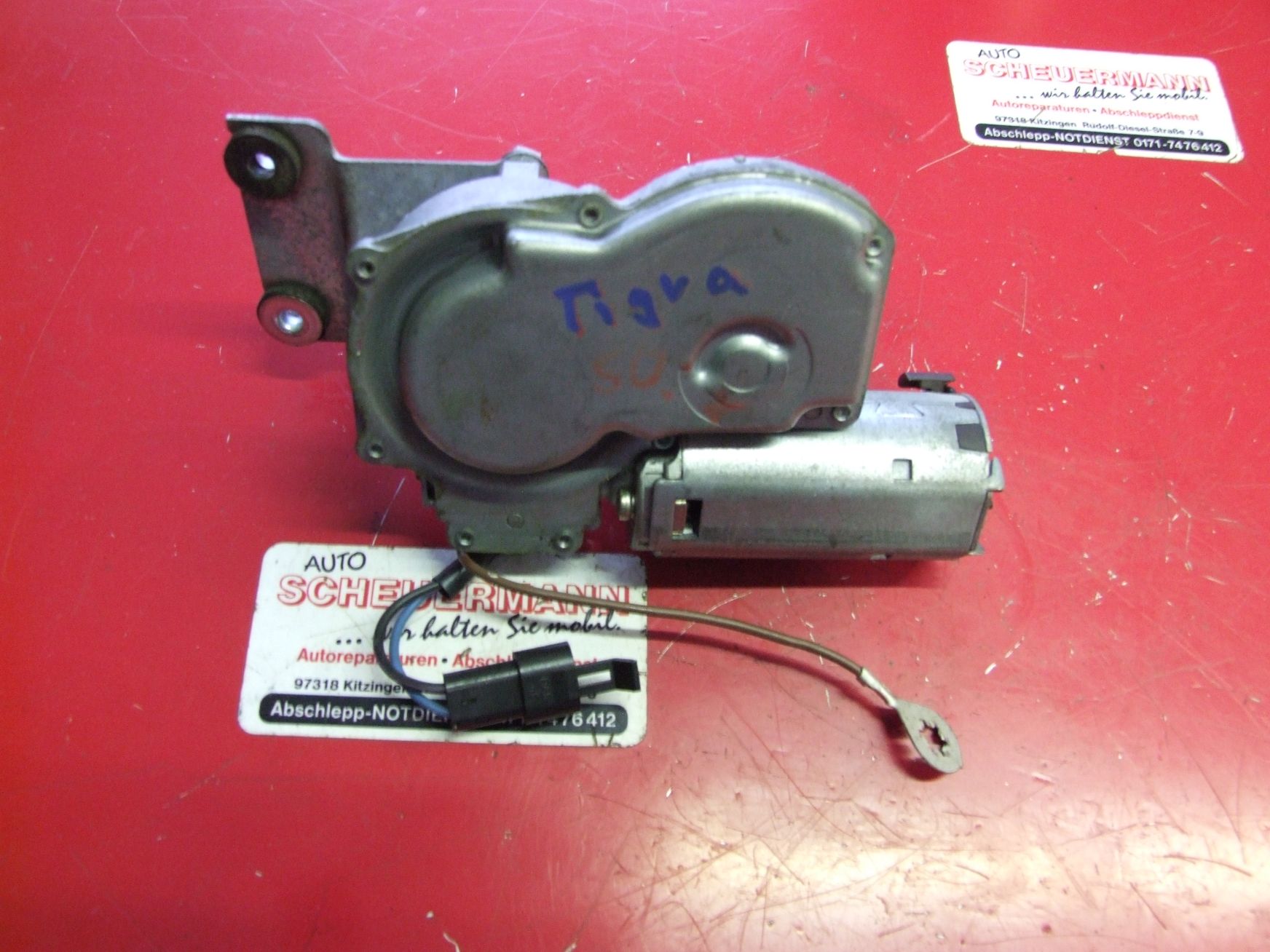Wischermotor aus Opel Tigra SWMP / 90482010 (gebraucht)