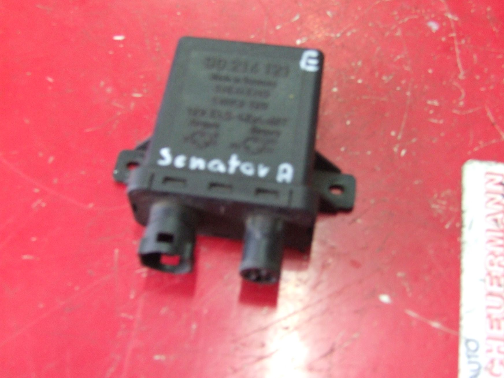 Steuergerät Leerlauf aus Opel Senator A Siemens / 90214121 (gebraucht)