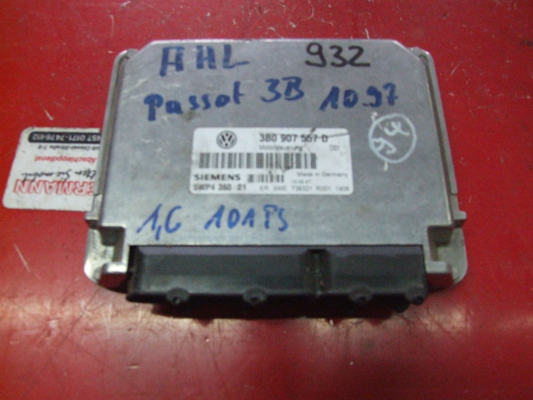 Steuergerät aus VW Passat 3B Siemens / 3B0907557D (gebraucht)