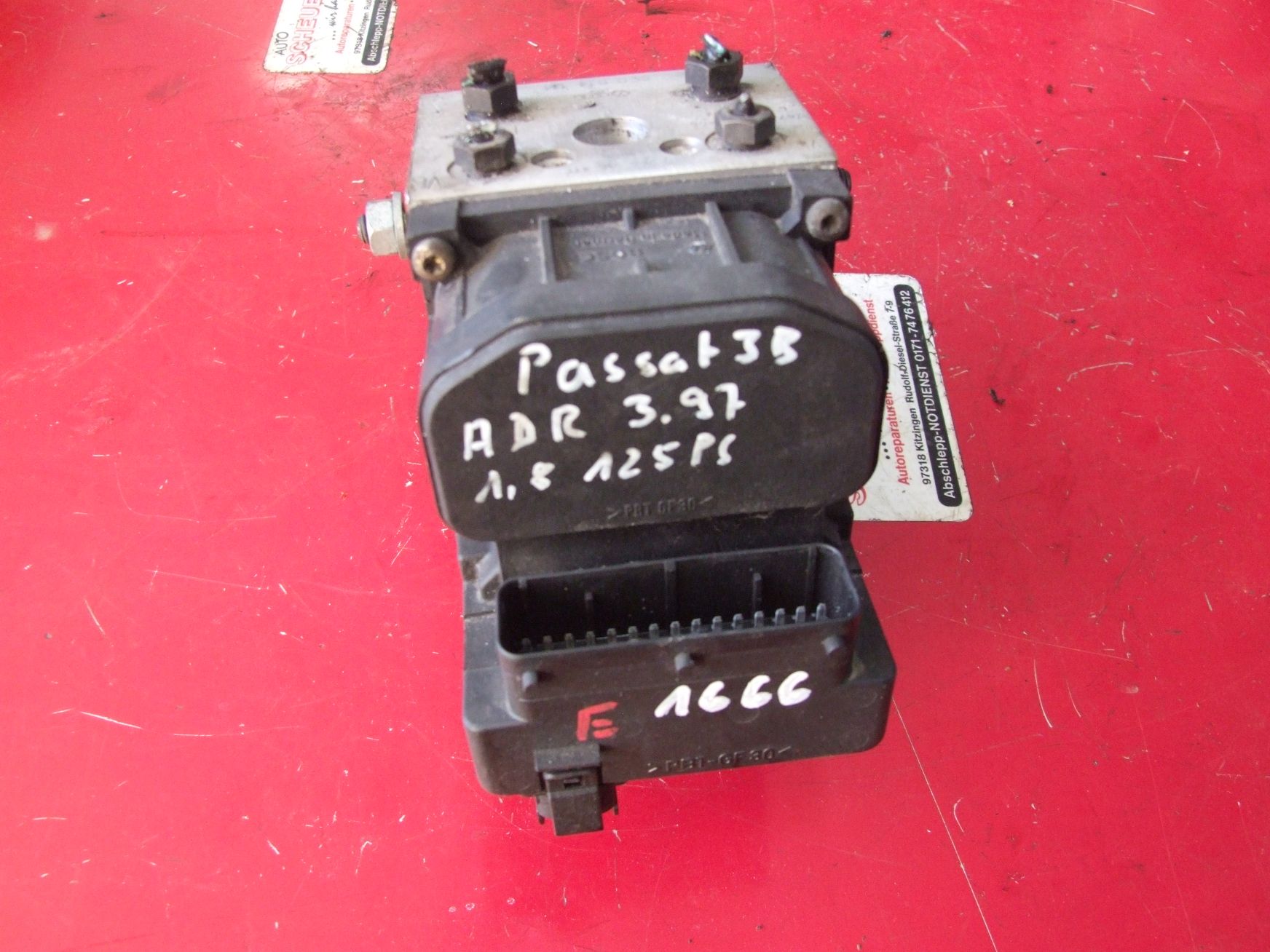 ABS Block aus VW Passat 3B Bosch 0273004132-0265216411 / 8E0614111 (gebraucht)
