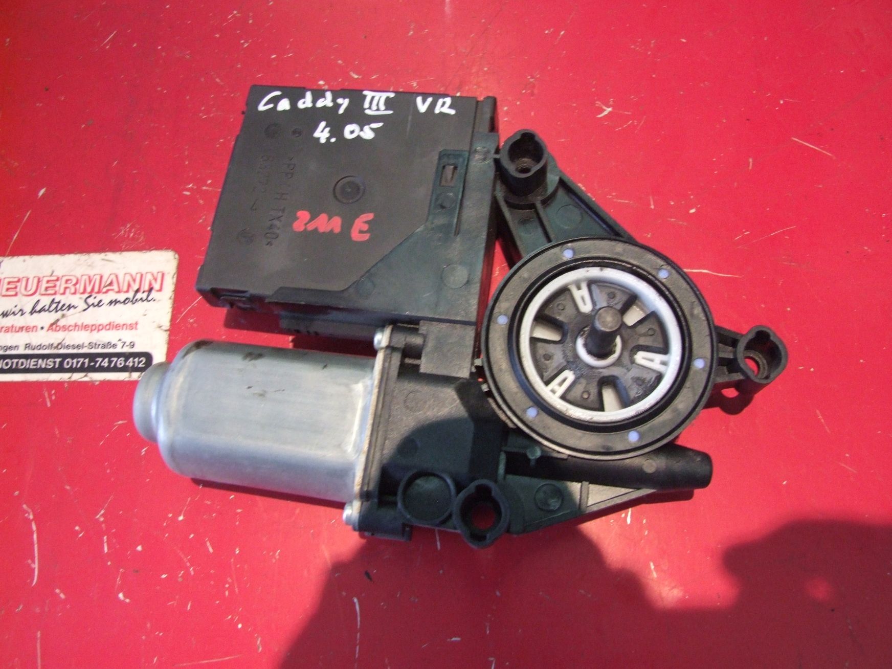 Fensterhebermotor aus VW Caddy 3 VAG 1K0959792C / 1T0959702 (gebraucht)