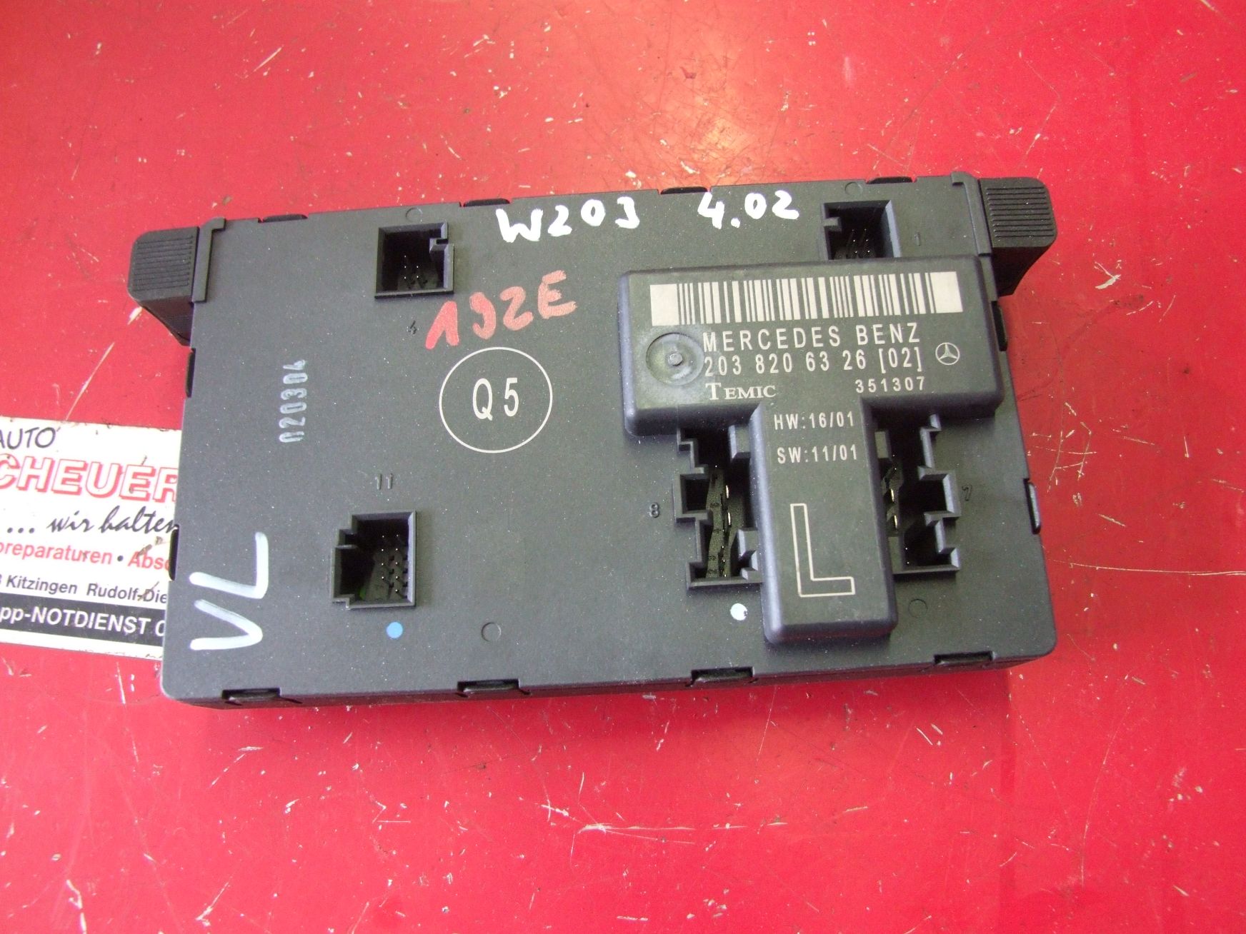 Steuergerät Tür aus Daimler / Mercedes W203 Kombi Temic / 2038206326 (gebraucht)