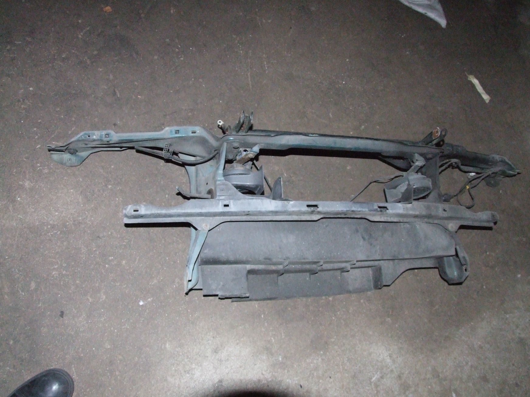 Frontverkleidung aus BMW E34 BMW / 41131978181 (gebraucht)