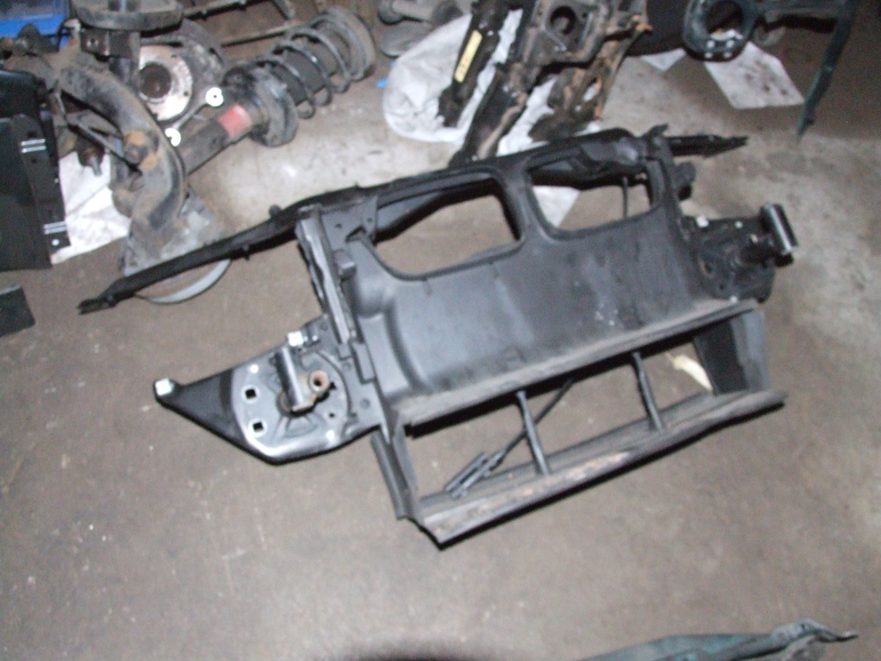 Frontverkleidung aus BMW E46 Compact BMW / 51717111691 (gebraucht)