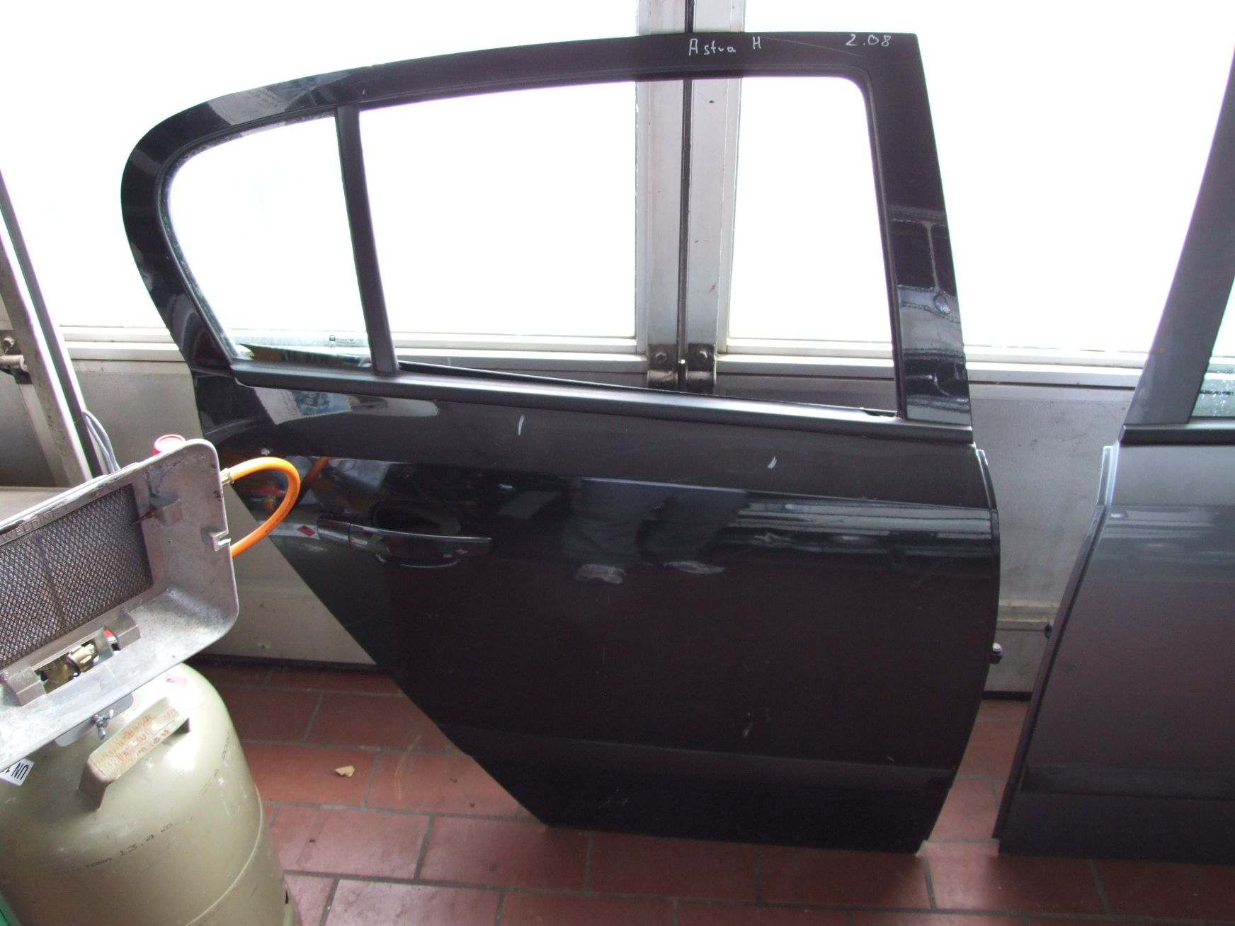 Türe aus Opel Astra H GM / 13162877 (gebraucht)