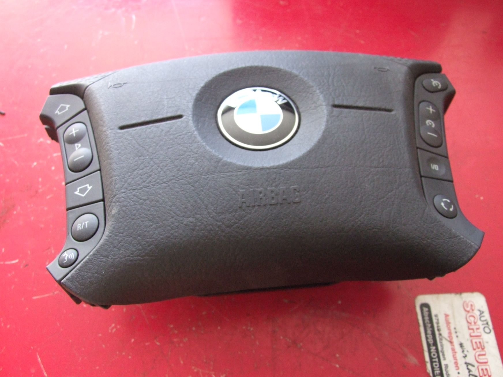 Airbag aus BMW E39 TRW 33675216404F / 3367521643 (gebraucht)