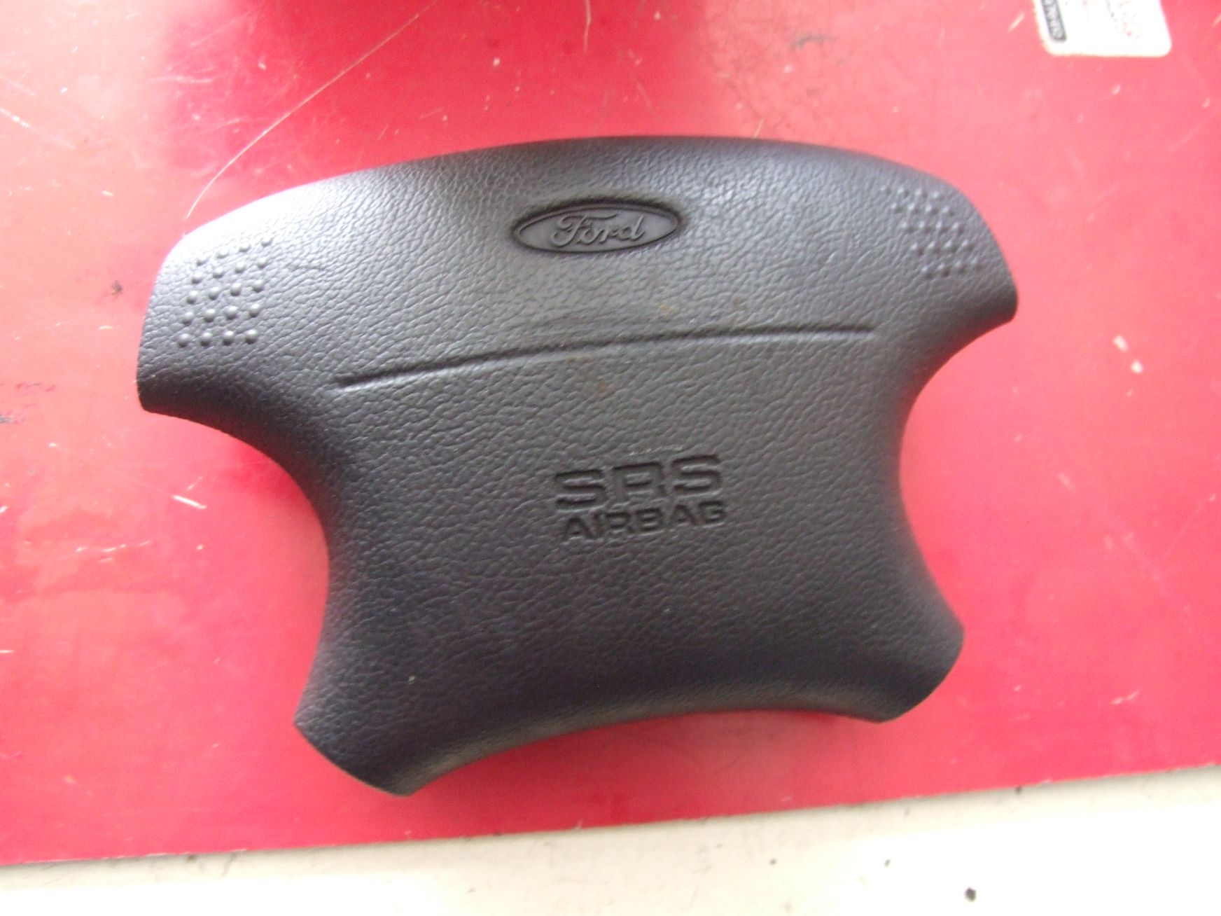 Airbag aus Ford Scorpio 2 Kombi Autoliv / 95GBF042B85AA (gebraucht)