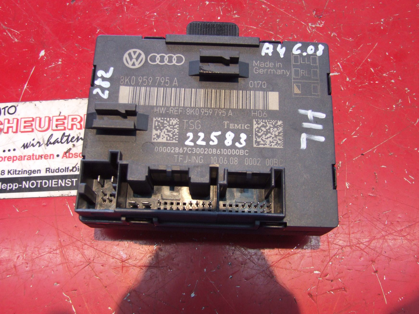 Steuergerät Tür aus Audi A4 Avant Temic 8K0959795 / 8K0959795A (gebraucht)