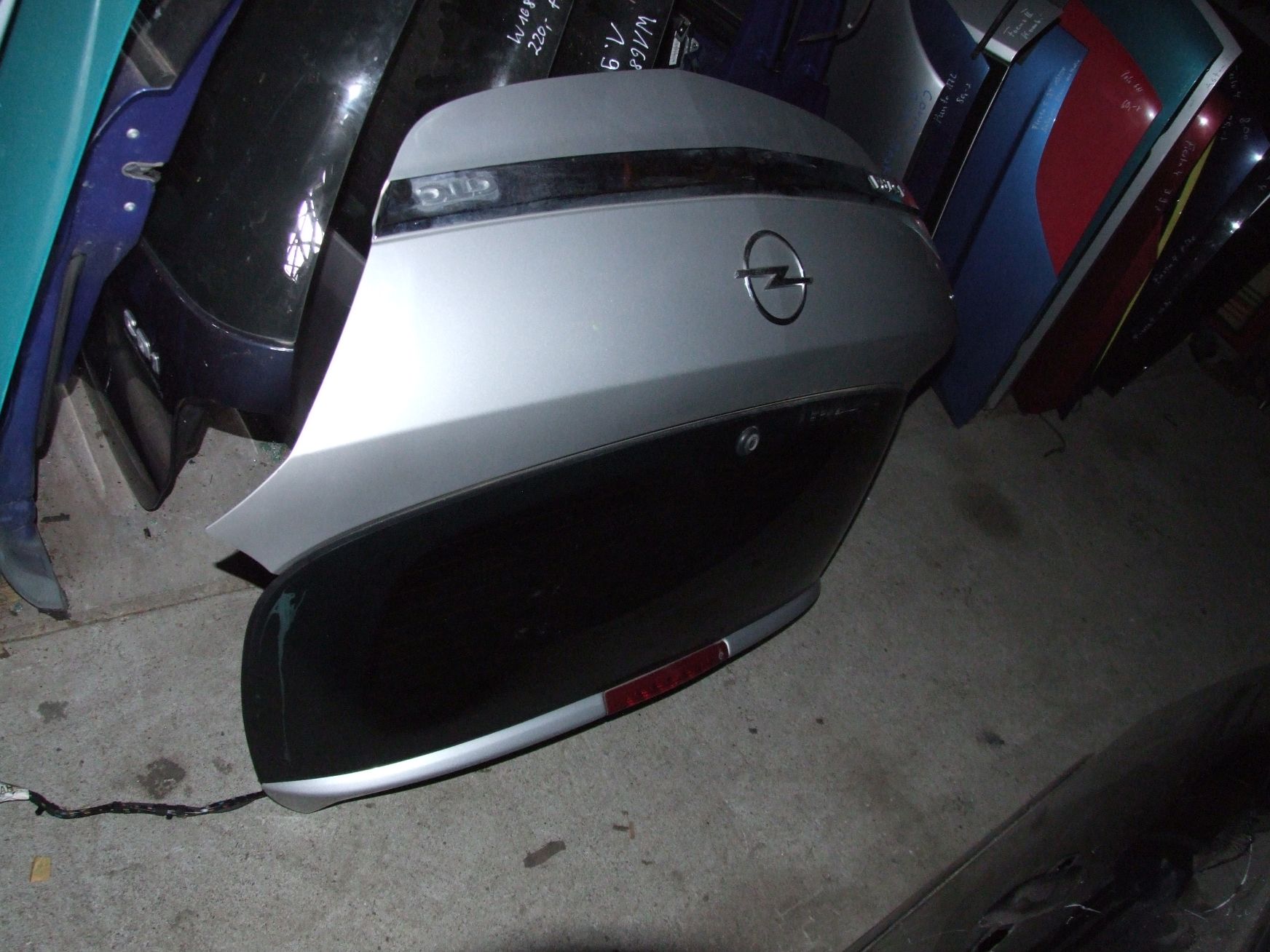 Heckklappe aus Opel Astra H GTC GM / 93184005 (gebraucht)