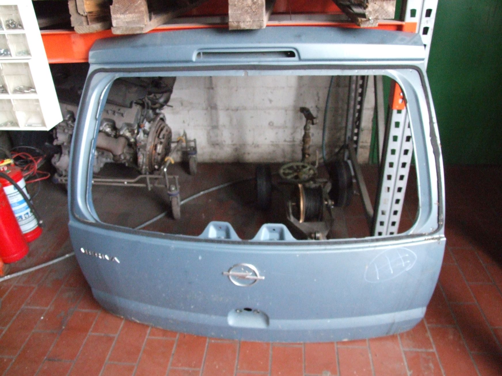 Heckklappe aus Opel Meriva A GM / 93174370 (gebraucht)