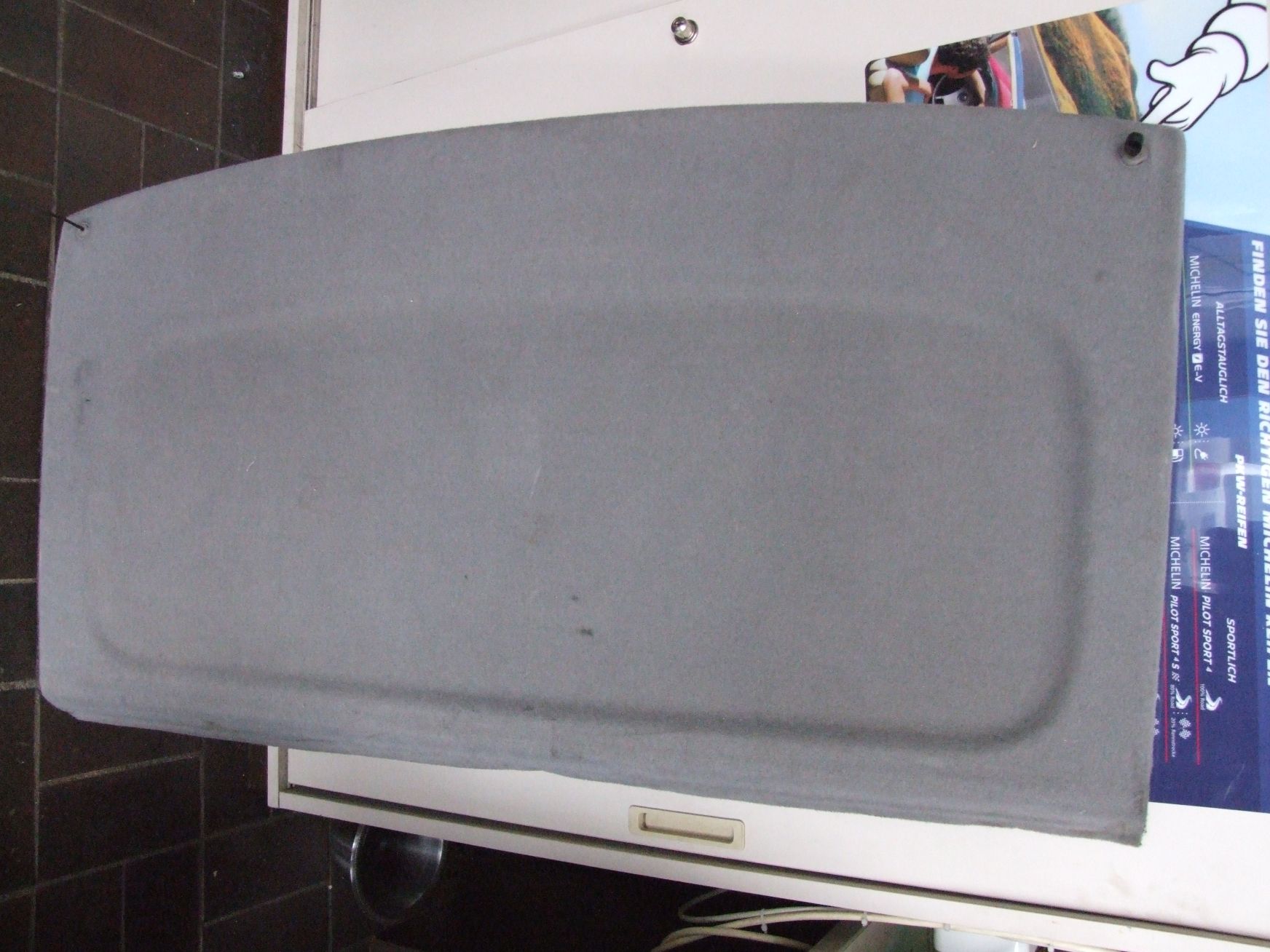 Hutablage aus VW Golf 4 VAG / 1J6867769 (gebraucht)