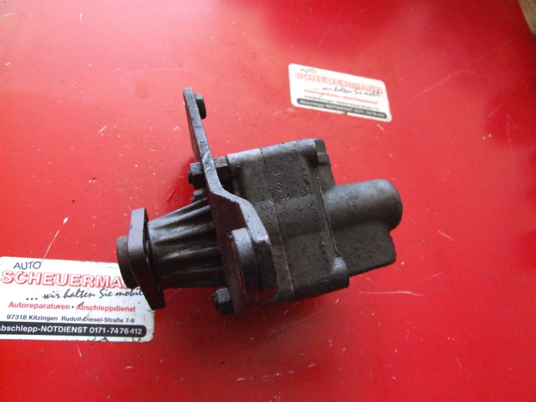 Servopumpe aus Audi Audi 80 B4 ZF / 050145155A (gebraucht)