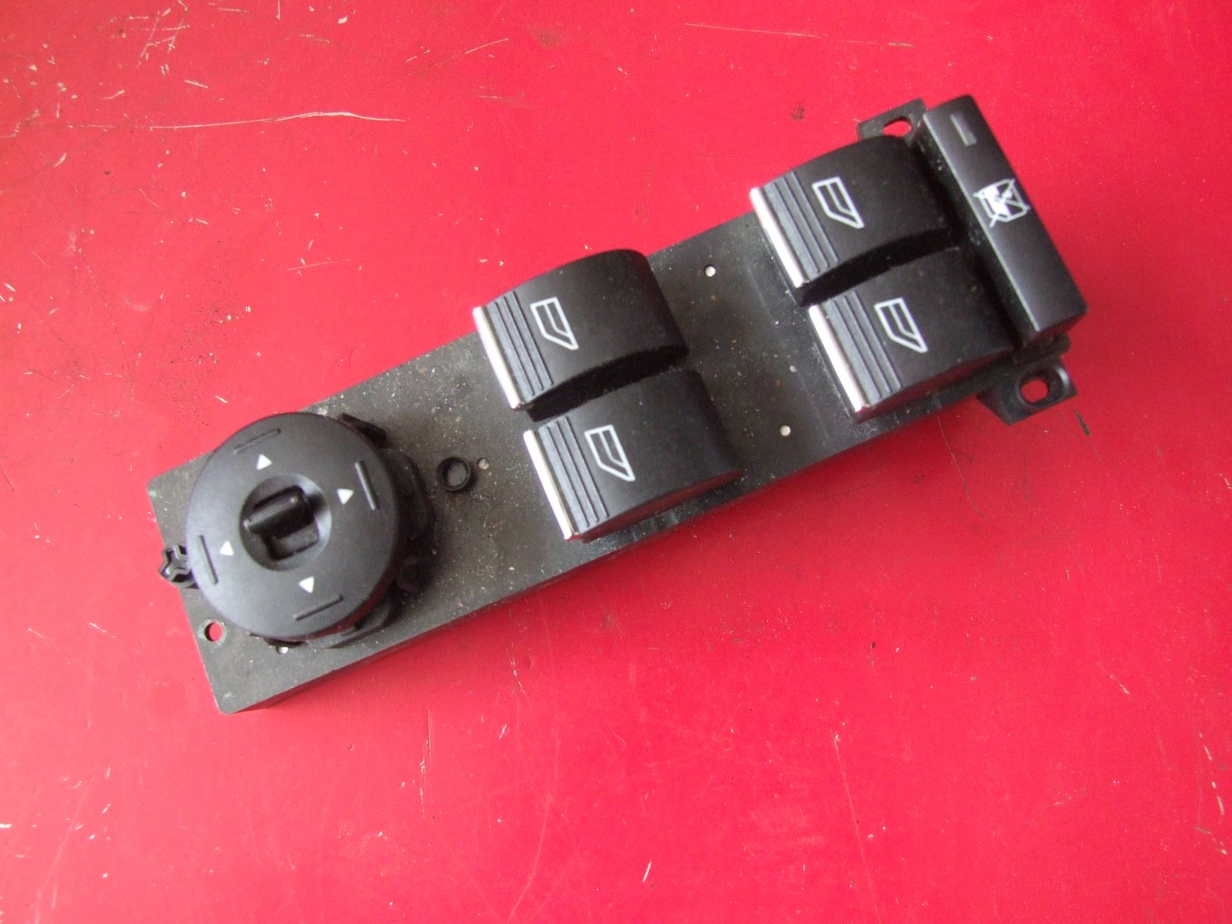 Schalter Fensterheber aus Ford Focus 2 Kombi Ford / 8M5T14A132AA (gebraucht)