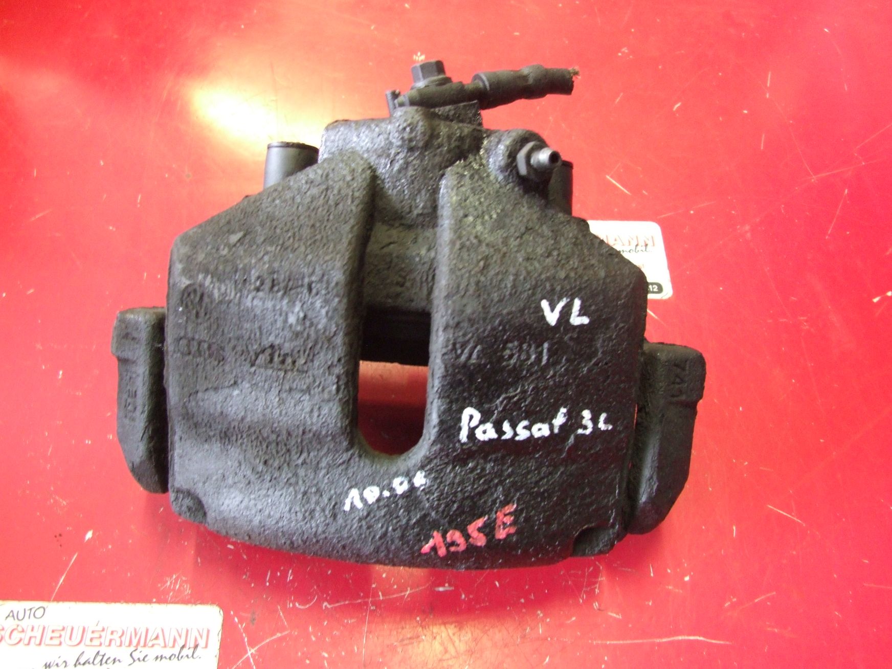 Bremssattel aus VW Passat Variant 3C5 ATE 1K0615123E / 1K0615123B (gebraucht)