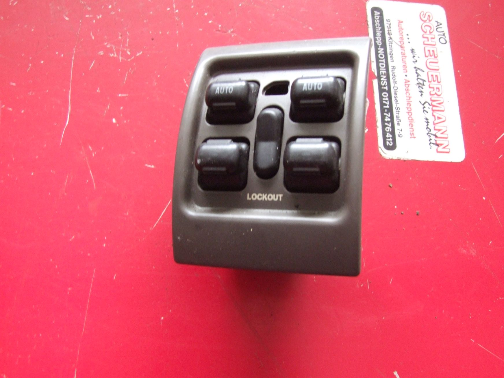 Schalter Fensterheber aus Chrysler PT Cruiser / 30505L (gebraucht)