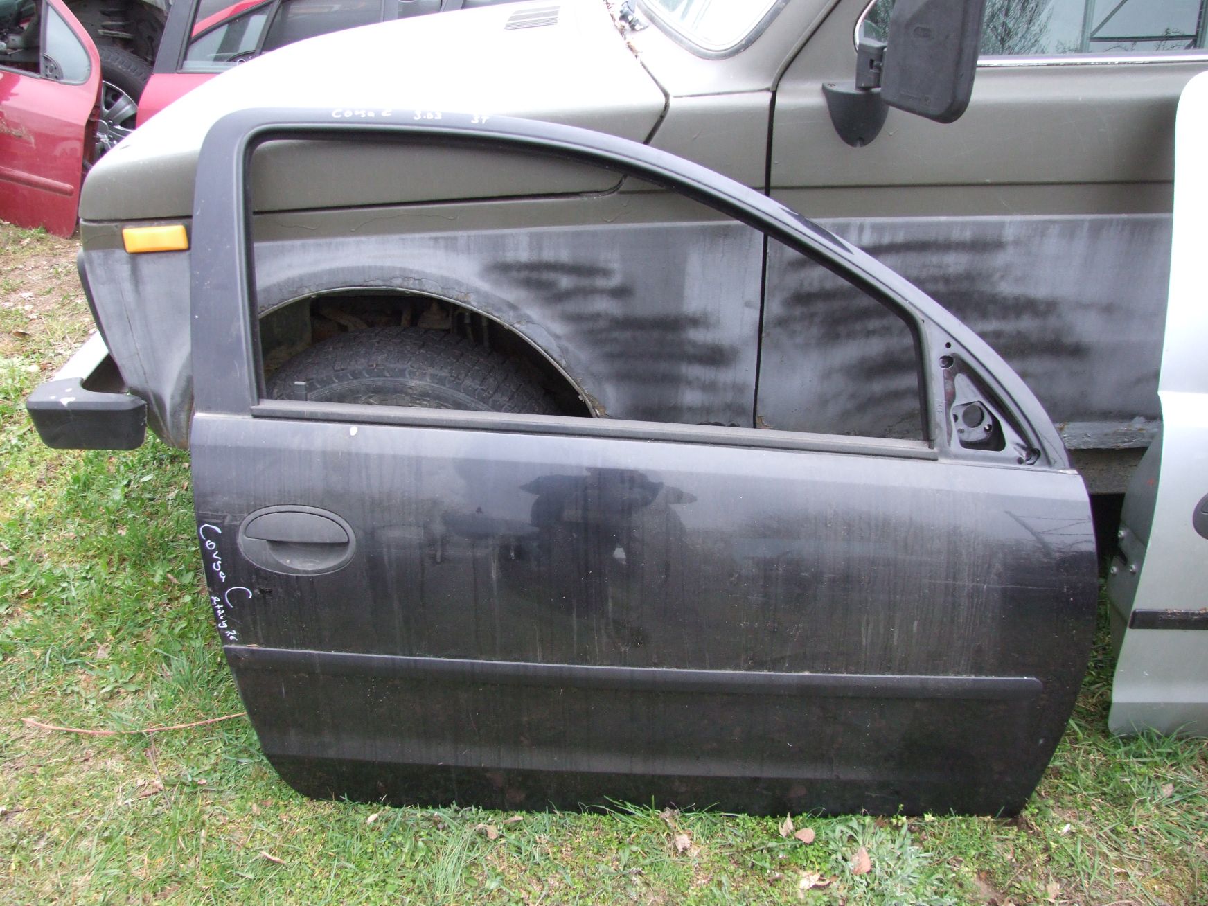 Türe aus Opel Corsa C GM / 09196378 (gebraucht)