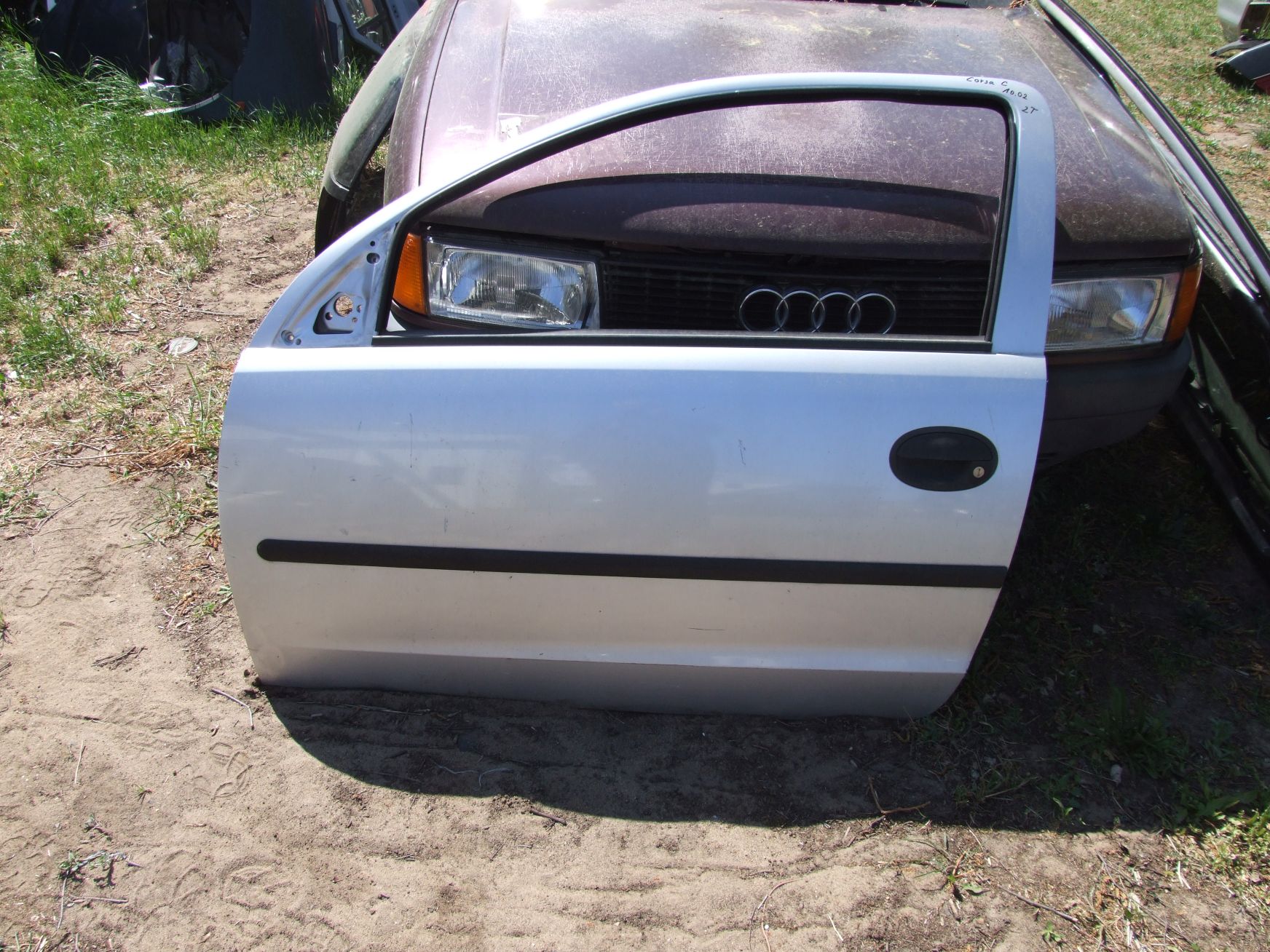 Türe aus Opel Corsa C GM / 09196377 (gebraucht)