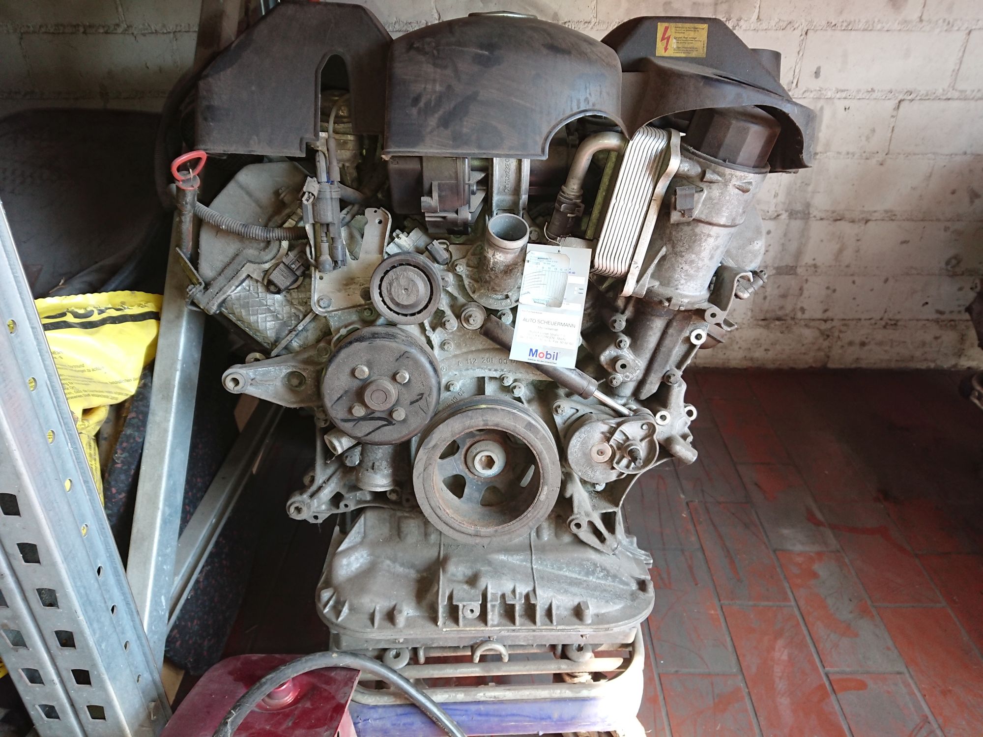 Motor aus Daimler / Mercedes W210 Code 112911 112911 (gebraucht)