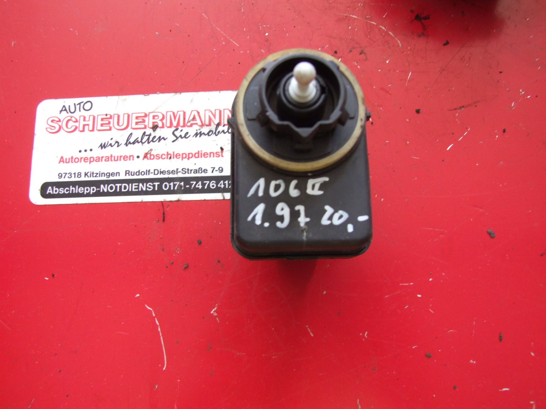 Stellmotor Scheinwerfer aus Peugeot 106 2 Valeo 085169 / 6224A9 (gebraucht)