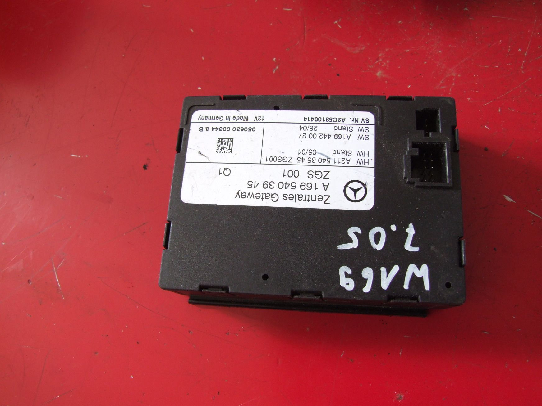 Steuergerät Gateway aus Daimler / Mercedes W169 DB / 1695403945 (gebraucht)
