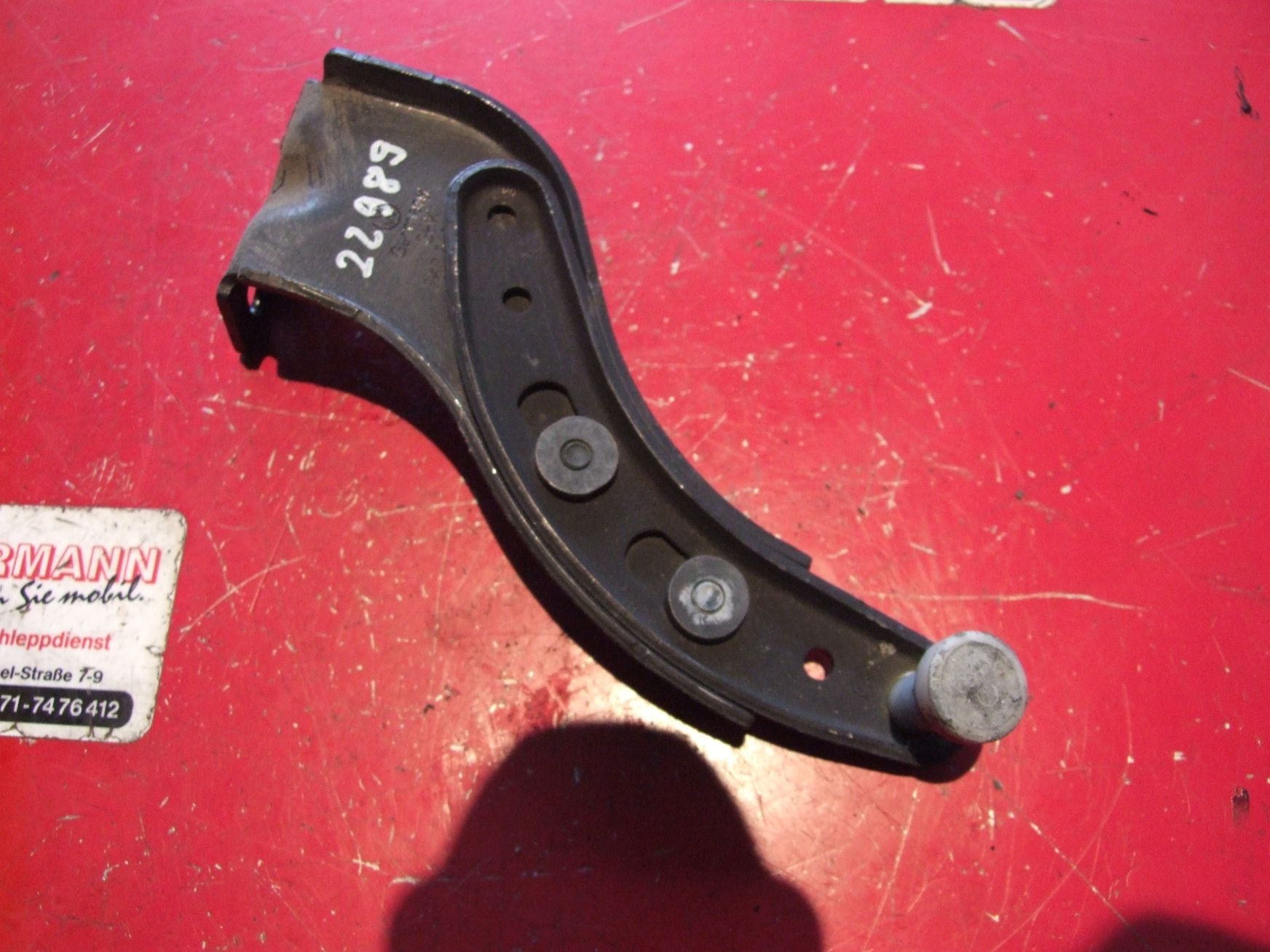 Rollenführung aus VW Caddy 3 VAG / 2K0843436A (gebraucht)
