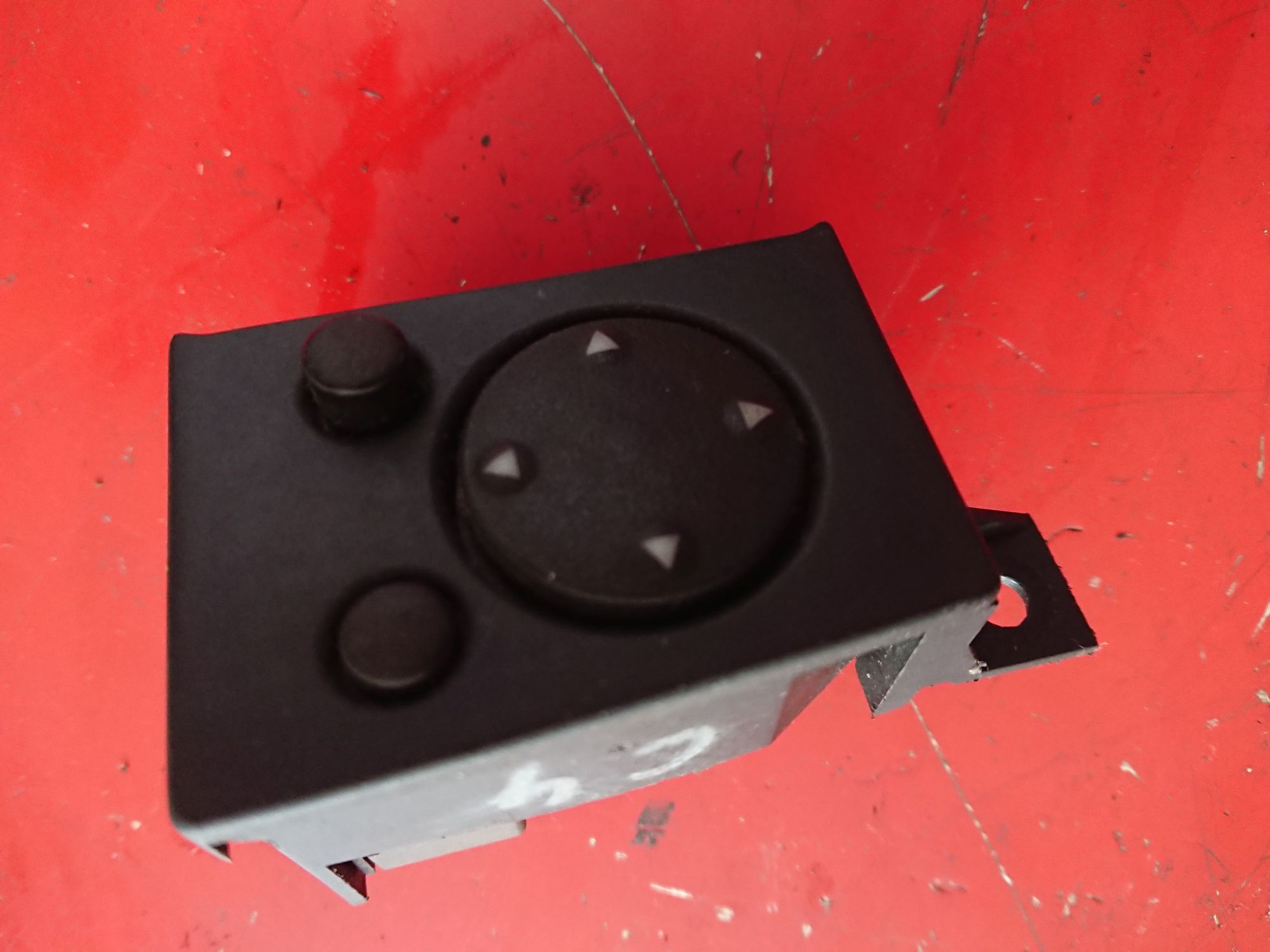 Schalter Spiegel aus Audi Audi 100 C4 VAG / 4A0959565 (gebraucht)