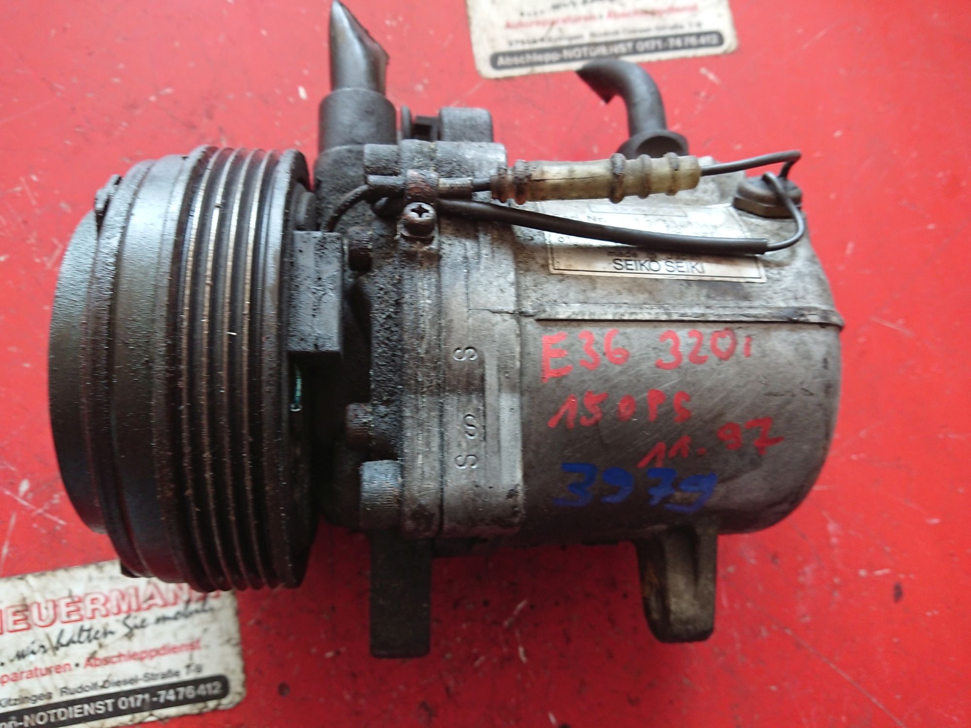 Klimakompressor aus BMW E36 Seiko / 64528391474 (gebraucht)