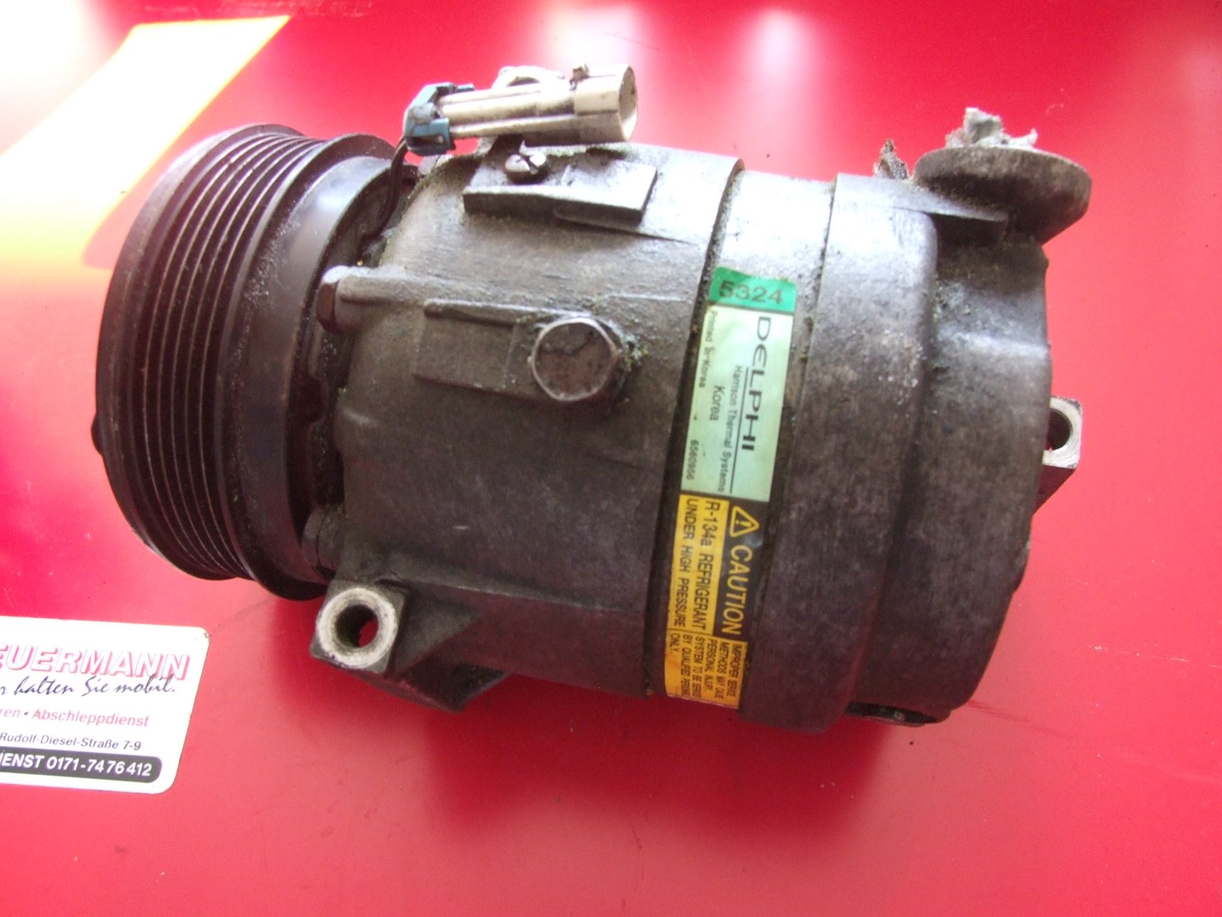 Klimakompressor aus Opel Vectra B Delphi 1135324 (gebraucht)