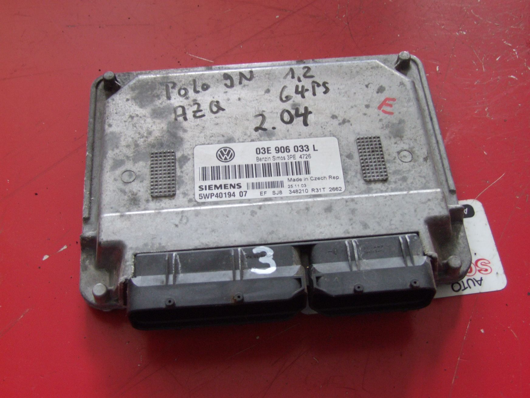 Steuergerät aus VW Polo 9N Siemens / 03E906033L (gebraucht)
