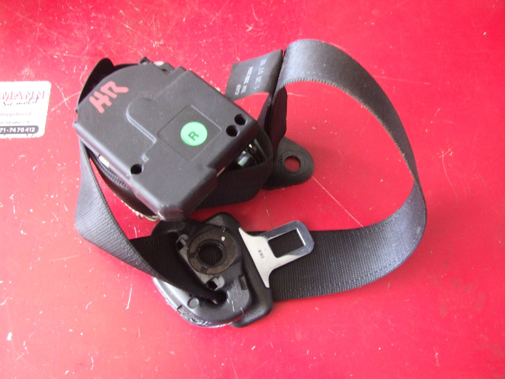 Sicherheitsgurt aus Opel Corsa C TRW / 09114844N (gebraucht)