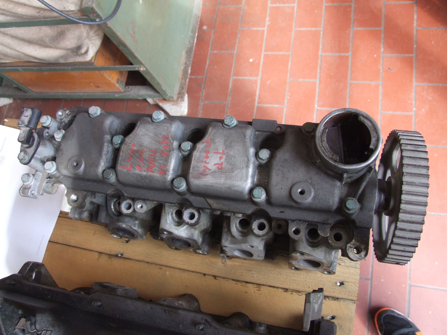 Zylinderkopf aus VW Lupo VAG / 030103374AT (gebraucht)