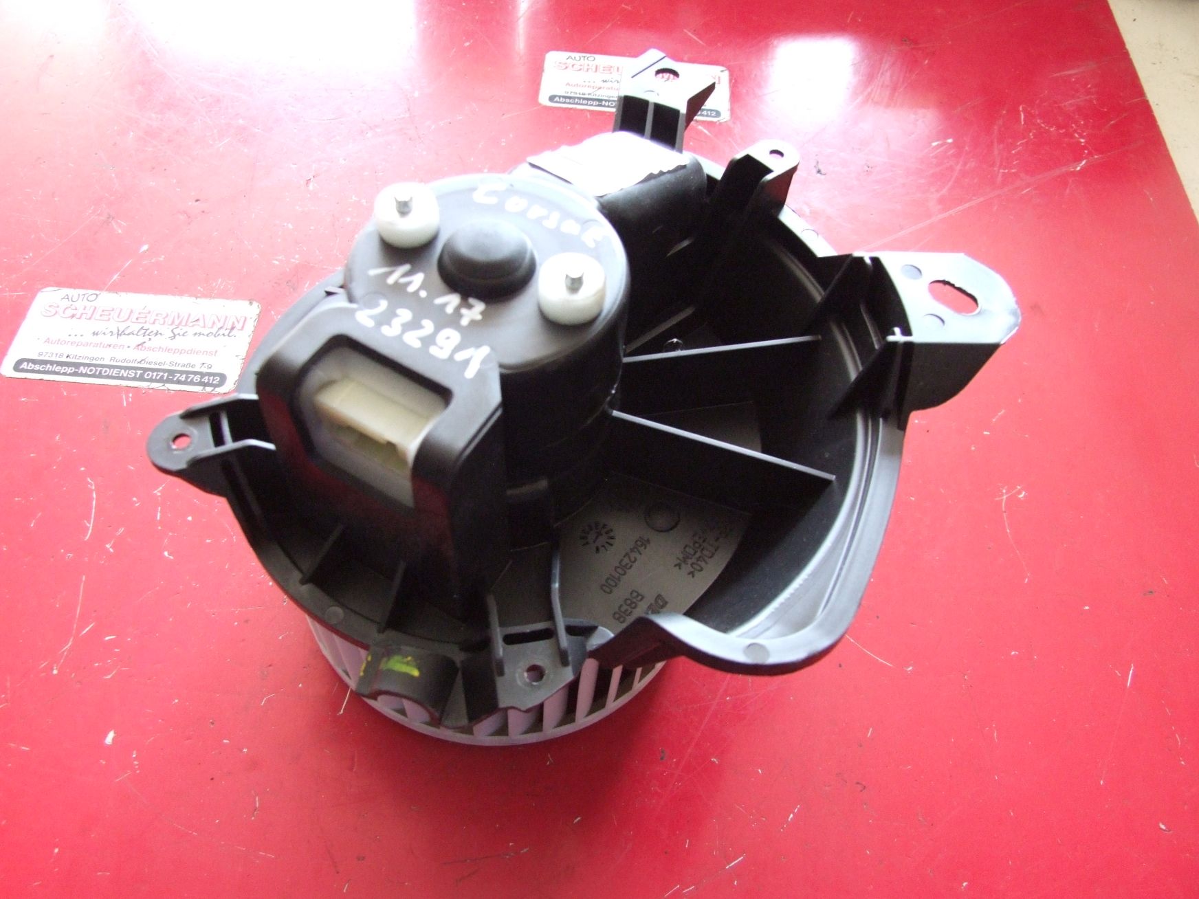 Gebläsemotor aus OPEL Corsa E Denso / 13335075 (gebraucht)