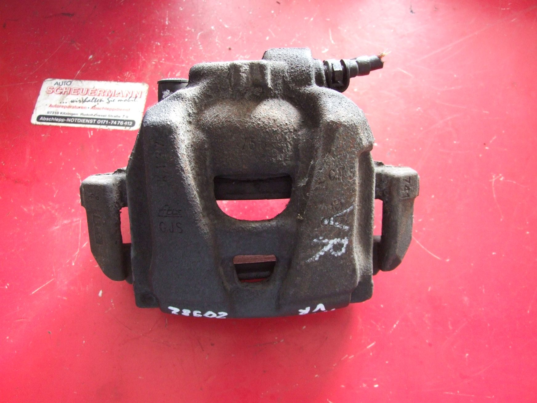 Bremssattel aus Audi A4 Avant ATE / 8K0615124C (gebraucht)