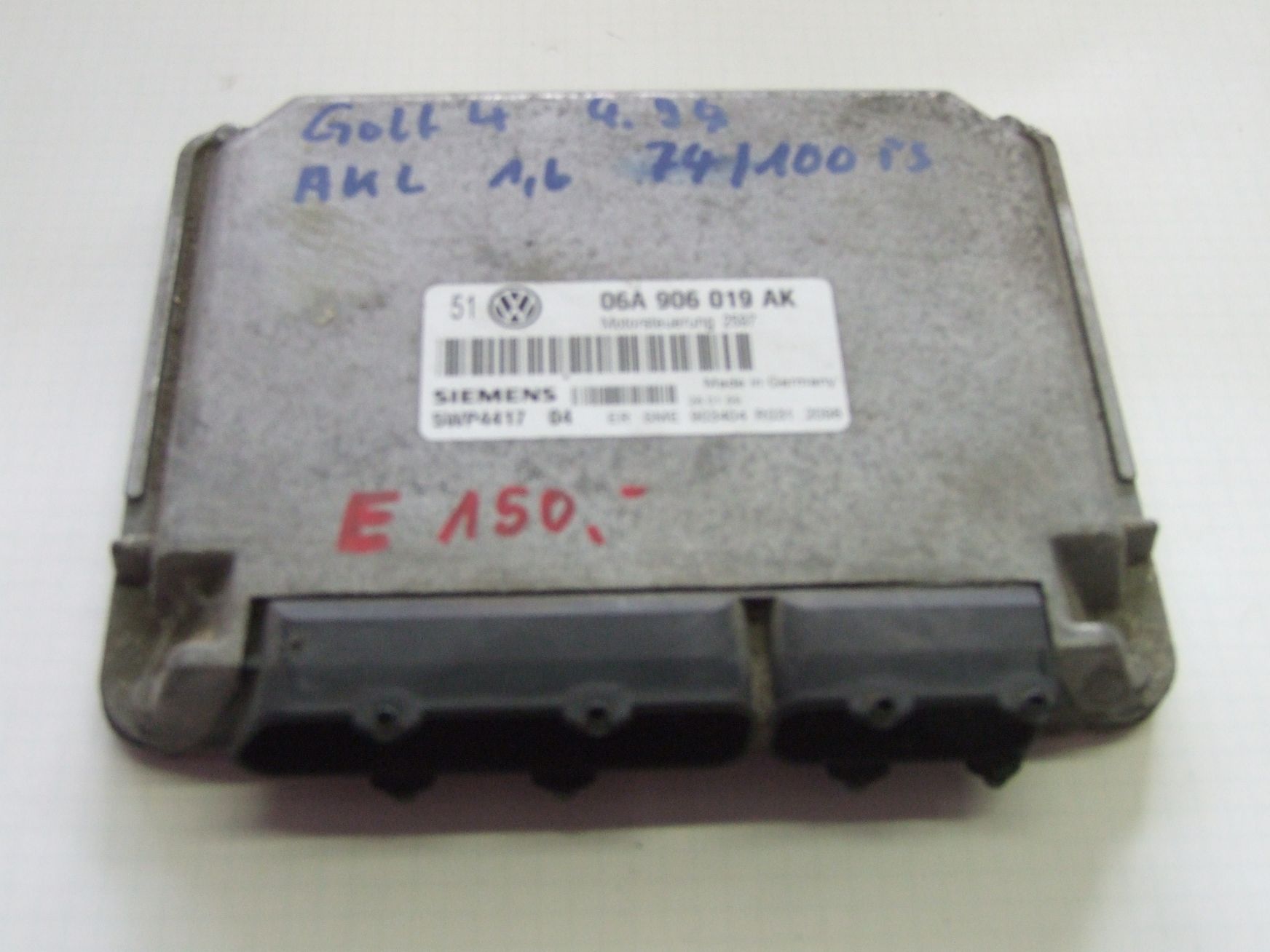 Steuergerät aus VW Golf 4 Siemens / 06A906019AK (gebraucht)