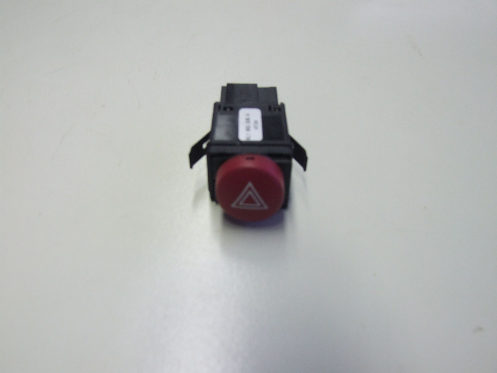 Schalter Warnblinker aus Seat Ibiza 3 / 6L1953234A (gebraucht)