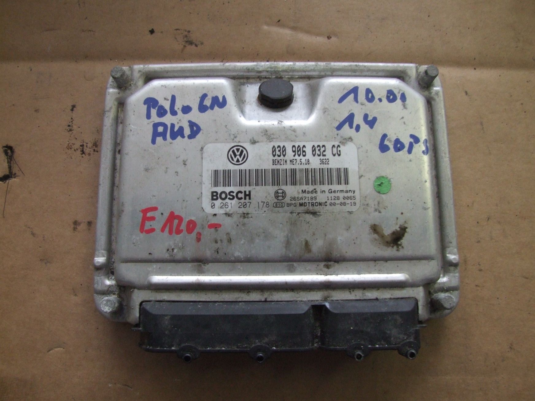 Steuergerät aus VW Polo 6N/2 Bosch 0261207178 / 030906032CG (gebraucht)