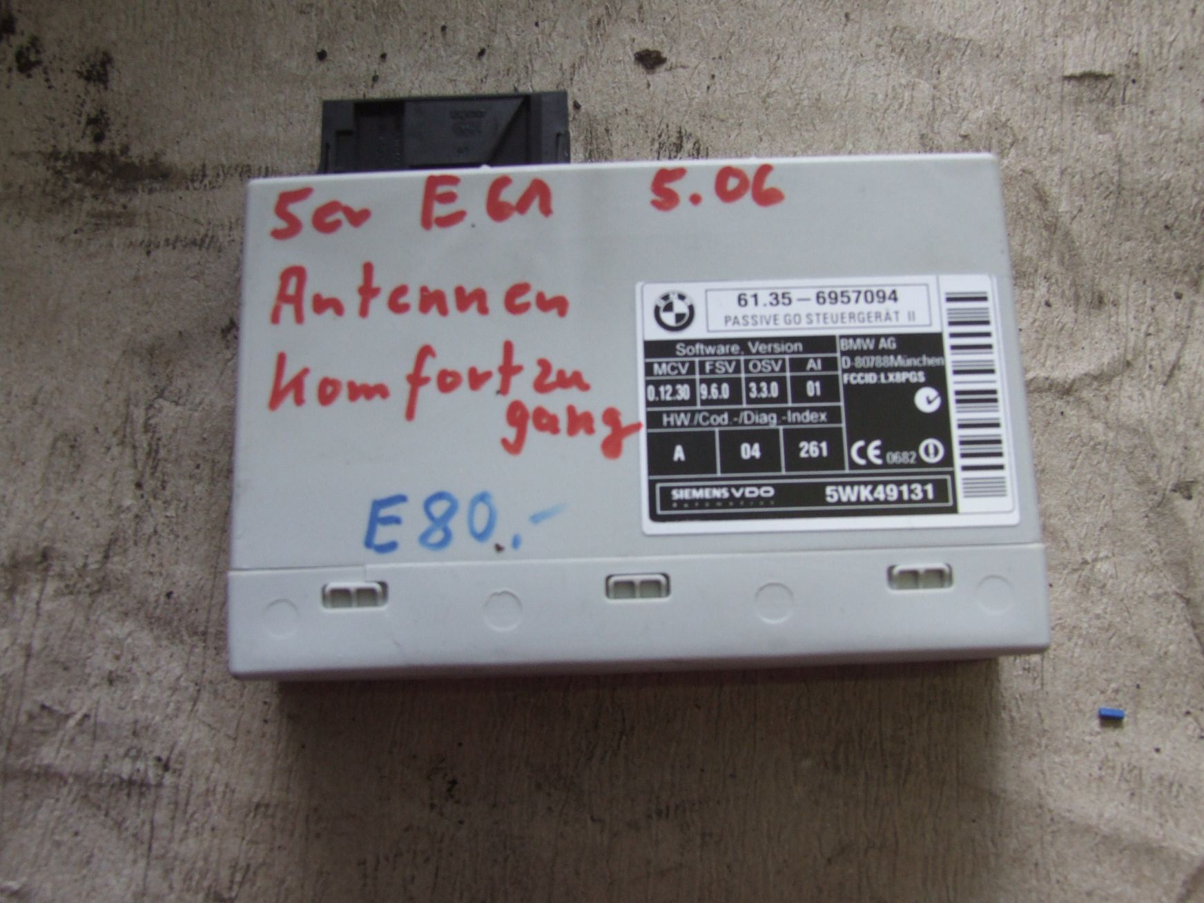 Steuergerät Antenne aus BMW E61 530 xd / 61356957094 (gebraucht)